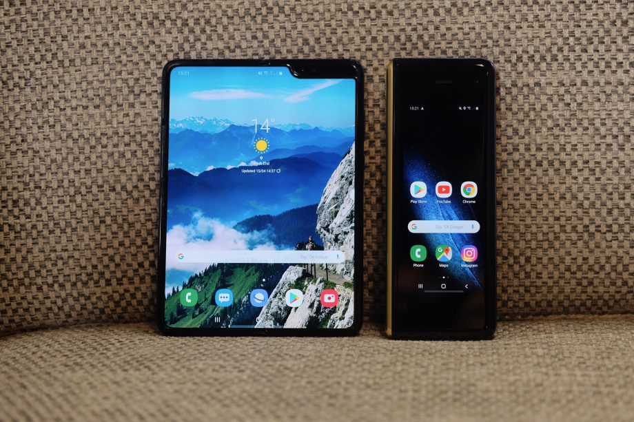 Here is why Galaxy fold displays are breaking